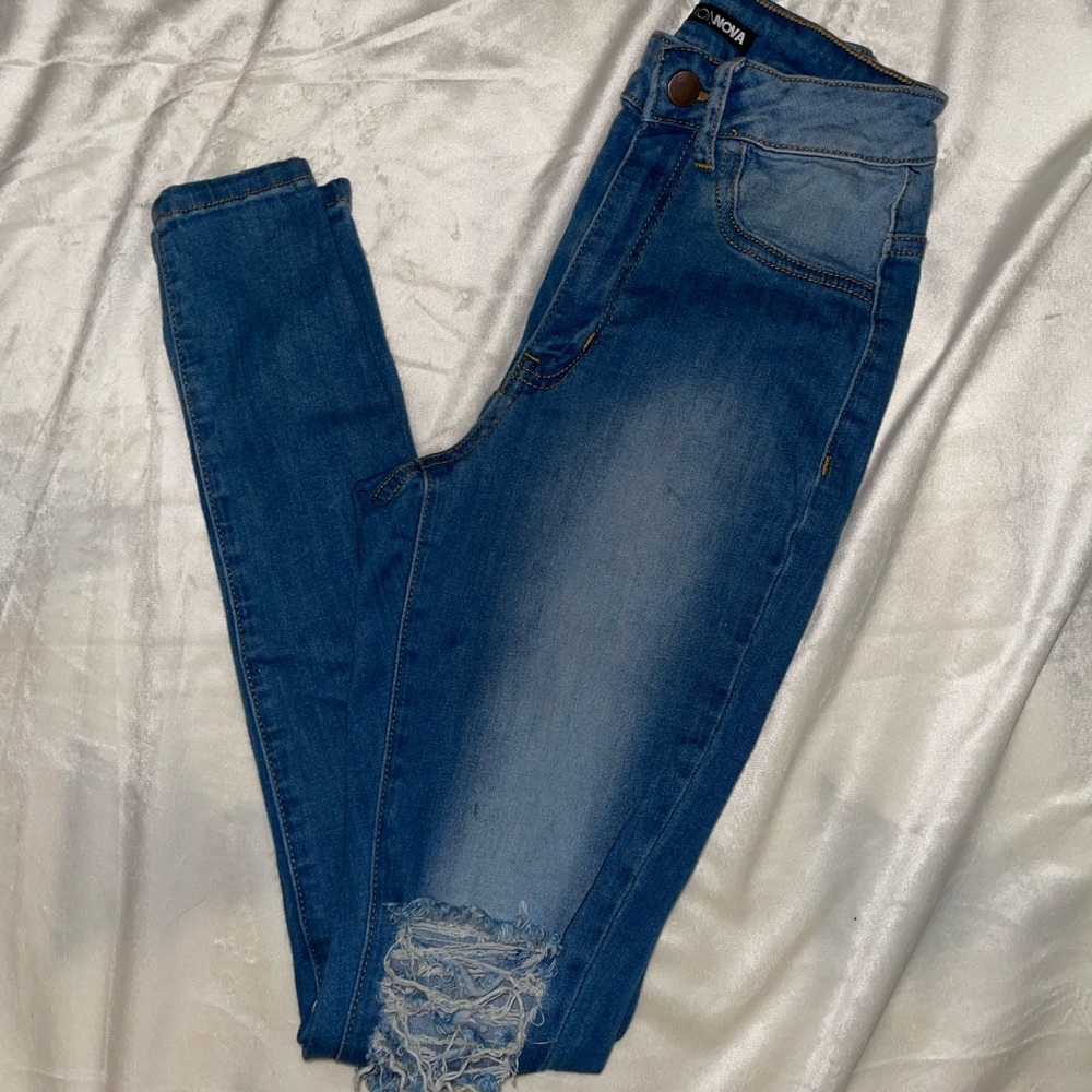 Fashion nova jeans 🤍